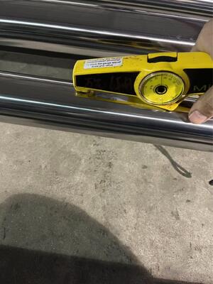 kaufen Hohler Chromkolbenstang aus Edelstahl CK45 4140 42CrMo4 mit gehärteter Oberfläche und präziser Toleranz für Hydraulikzylinderstangen Online-Herstellung